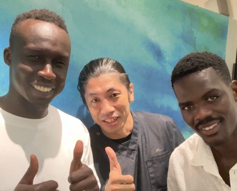 マリノス選手来院!
