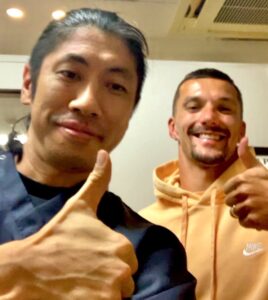 37MF　ジョルディ クルークス選手来院！